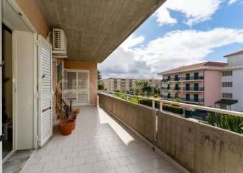 Via Nino Martoglio 13 Valverde (17).jpg - Appartamento Via Nino Martoglio 13, Valverde - foto 13