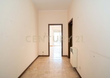 DSC02063.jpg - Quadrilocale Via Vittorio Emanuele 424, Paternò - foto 3