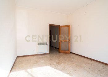 DSC02065.jpg - Quadrilocale Via Vittorio Emanuele 424, Paternò - foto 5