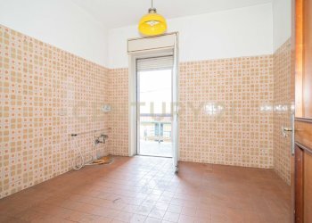 DSC02069.jpg - Quadrilocale Via Vittorio Emanuele 424, Paternò - foto 8