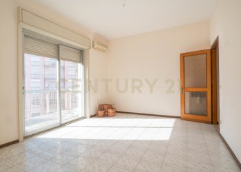 DSC02077.jpg - Quadrilocale Via Vittorio Emanuele 424, Paternò - foto 14