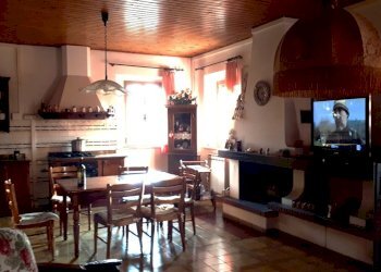 SALONE.jpg - Villa Trifamiliare Strada del Giardino 180, Senigallia - foto 21