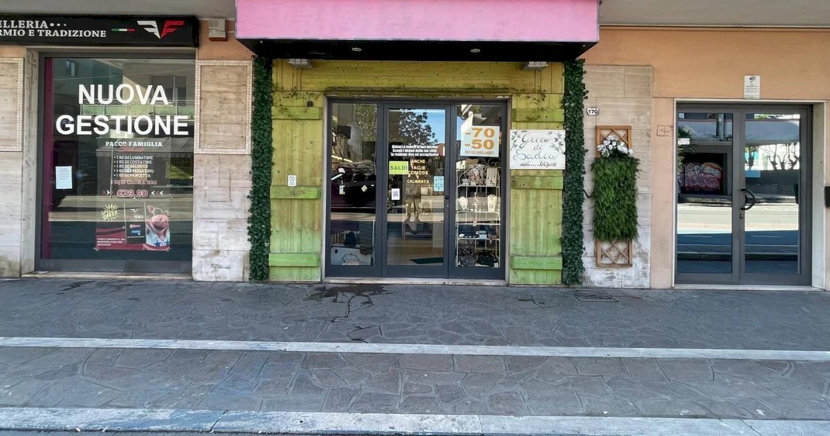 Negozio Corso Umberto I, Montesilvano - foto 1