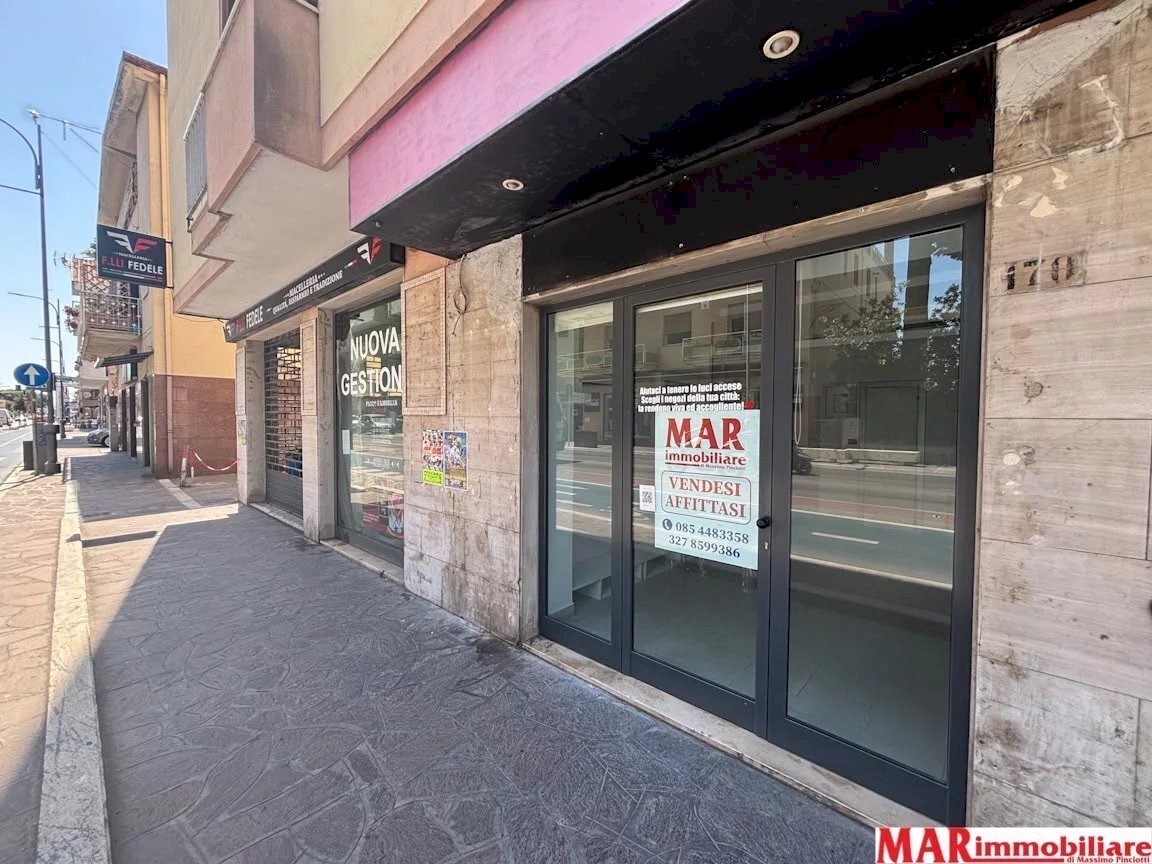 Shop Corso Umberto I, Montesilvano - photo 2