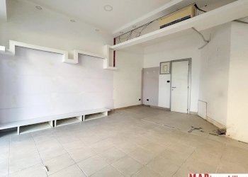 Negozio Corso Umberto I, Montesilvano - foto 12