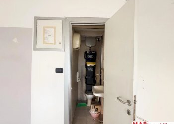 Negozio Corso Umberto I, Montesilvano - foto 15