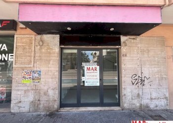 Negozio Corso Umberto I, Montesilvano - foto 1