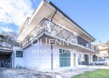 Semi-detached Villa Via Monte Marino, Riano - photo 19