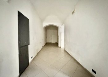 Negozio Via Errico Giachino, Torino (zona Borgo Vittoria) - foto 8