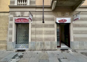 Negozio Via Errico Giachino, Torino (zona Borgo Vittoria) - foto 1