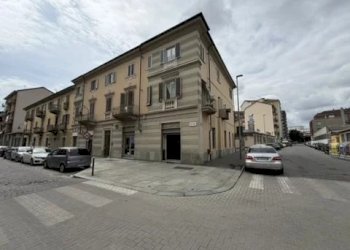 Shop Via Errico Giachino, Torino (neighborhood Borgo Vittoria) - photo 11