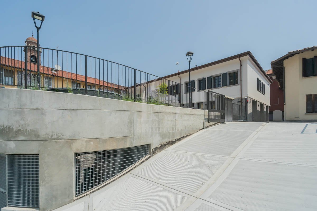 Box VIA VITTORIO EMANUELE, 18, Vimercate - foto 1