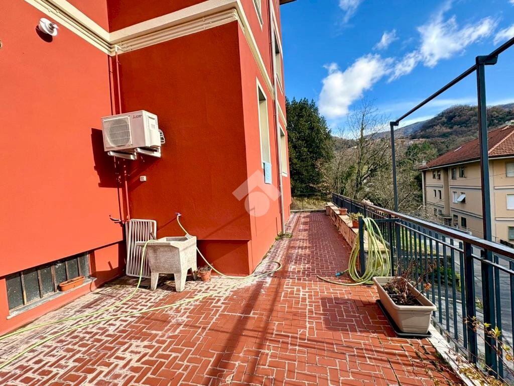 Quadrilocale Via Carlo Nello Rosselli, Sant'Olcese - foto 1