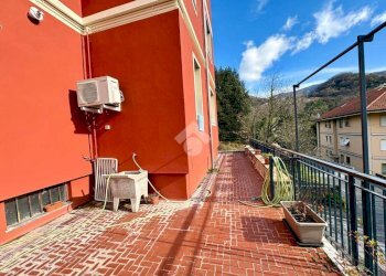 Quadrilocale Via Carlo Nello Rosselli, Sant'Olcese - foto 1