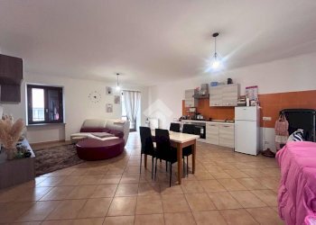 Bilocale Corso Vittorio Emanuele II, Tronzano Vercellese - foto 8