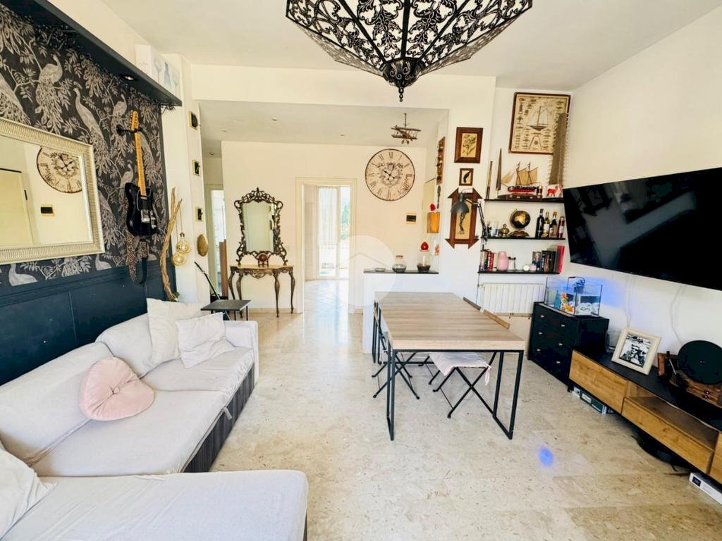 Four-room apartment Via Nicolò Sottanis, Casarza Ligure - photo 1