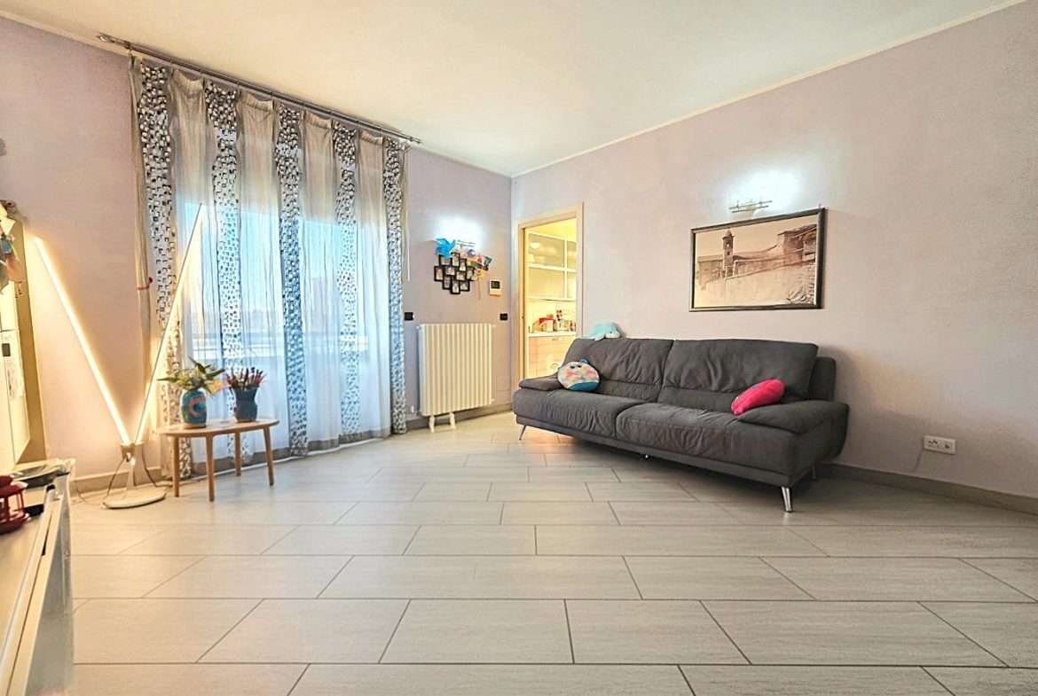 Four-room apartment Alba - photo 3