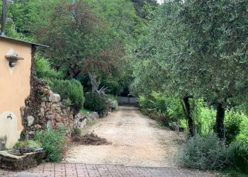 Casale Via Grena, SNC 
 Zandobbio, Zandobbio - foto 2
