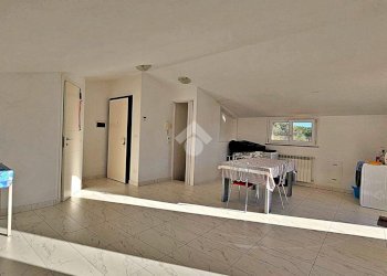 Four-room apartment Via delle azalee, Pesaro - photo 11