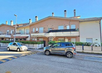 Four-room apartment Via delle azalee, Pesaro - photo 19
