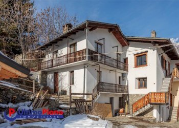 Appartamento loc. Arsaniere 4, Gignod - foto 1