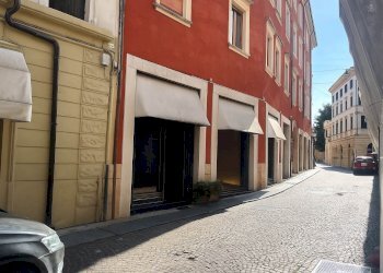 Shop Verona (neighborhood Centro Storico) - photo 10