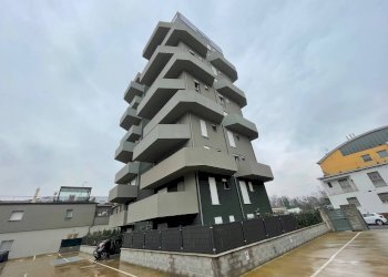 Bilocale Via Jacopo di Paolo, 33/2, Bologna (zona Bolognina) - foto 3