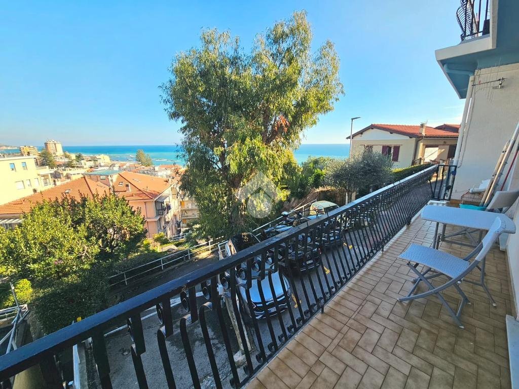 Four-room apartment Via Castelletti, Taggia - photo 2