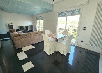 Four-room apartment Via Castelletti, Taggia - photo 3