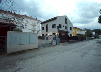 Posto Auto Viale Trento Trieste, Riccione - foto 4