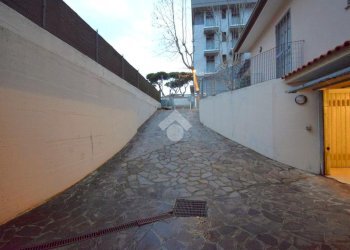 Posto Auto Viale Trento Trieste, Riccione - foto 13