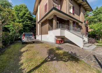 Villa Trifamiliare Via Alessandro Coppi, Castelnuovo Rangone - foto 1