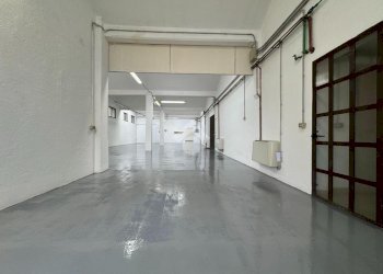 Capannone Vicolo L. Tolstoi, Galliate - foto 4