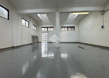 Capannone Vicolo L. Tolstoi, Galliate - foto 23