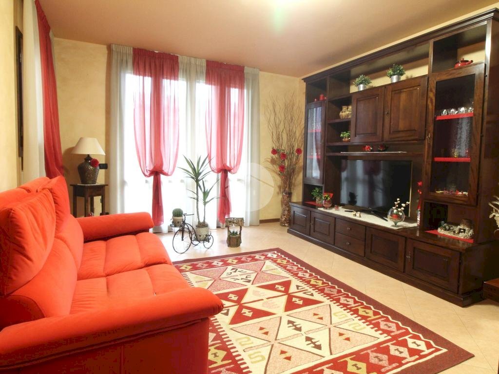 Bilocale Via Ipazia di Alessandria, Langhirano - foto 3