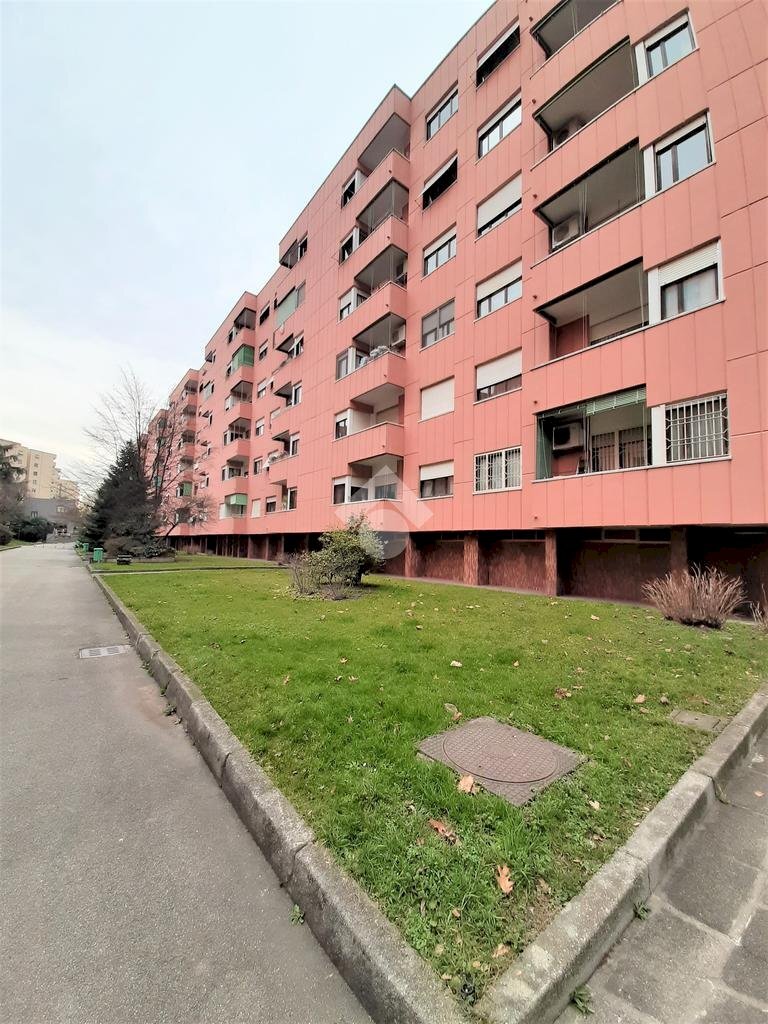 Trilocale Via Antonio Cechov, Milano (zona Gallaratese) - foto 1