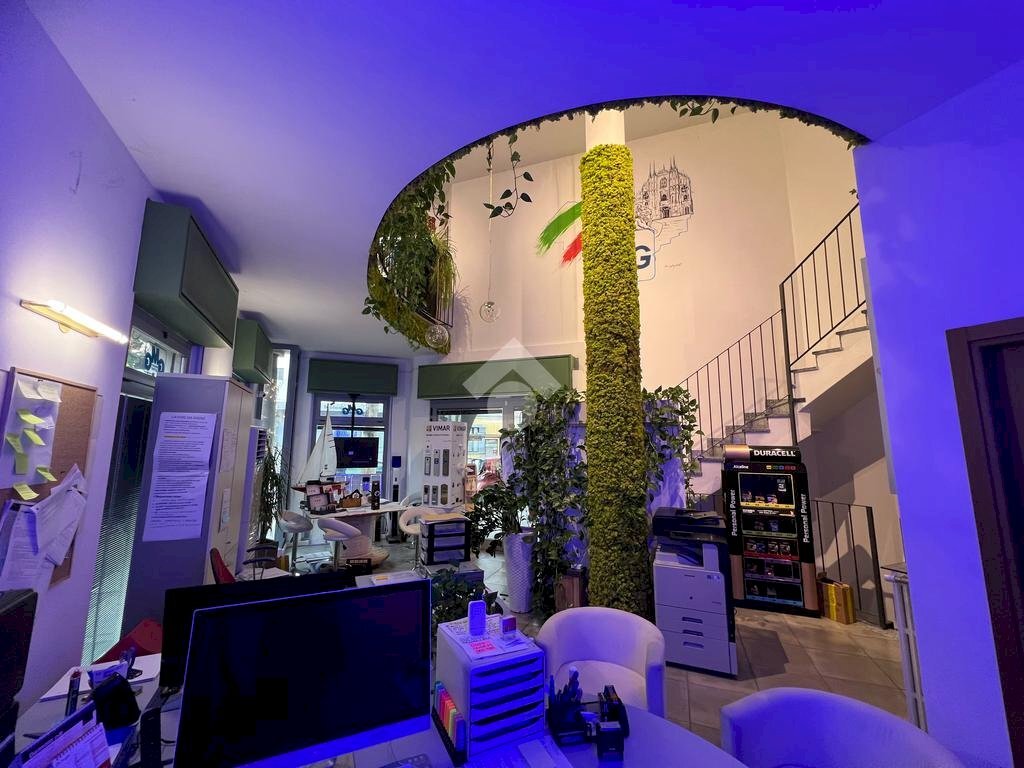 Negozio Via Vilfredo Pareto, Milano - foto 3