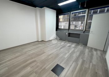 Ufficio Via Antonio Cechov, Milano (zona Gallaratese) - foto 6