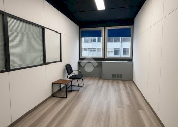 Ufficio Via Antonio Cechov, Milano (zona Gallaratese) - foto 16