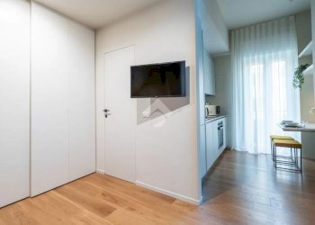 One-room apartment Via della Moscova, Milano - photo 13