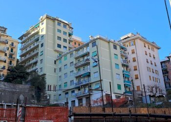 Quadrilocale viale Ansaldo, Genova (zona San Fruttuoso) - foto 1