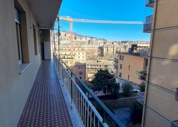 Quadrilocale viale Ansaldo, Genova (zona San Fruttuoso) - foto 2