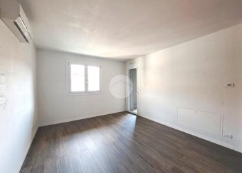Two-room apartment Via Giuseppe Taccioli, Milano (neighborhood Affori) - photo 2