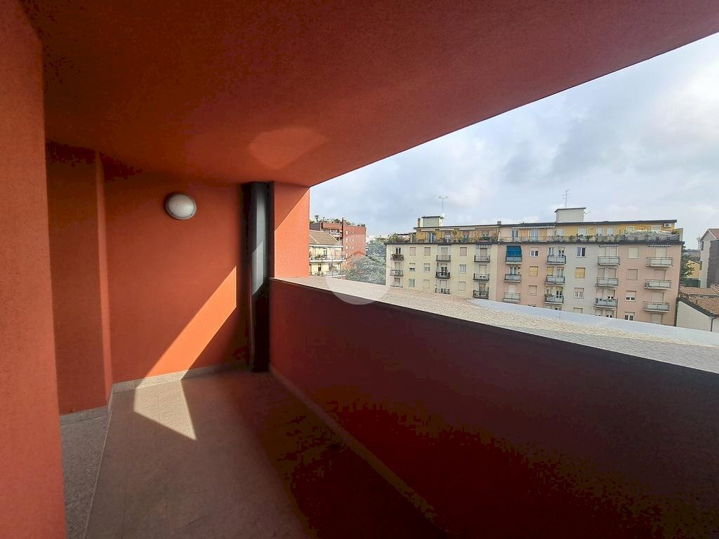 Three-room apartment Via Giuseppe Taccioli, Milano (neighborhood Affori) - photo 2