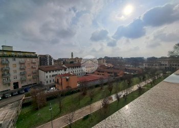 Three-room apartment Via Giuseppe Taccioli, Milano (neighborhood Affori) - photo 8