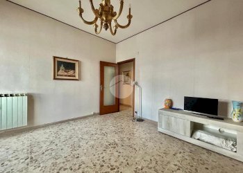 Quadrilocale Via Genova, Savona (zona Valloria) - foto 3