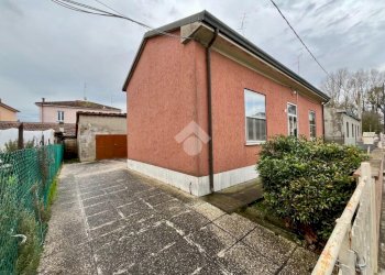 Casa indipendente Via dello Storno, Ravenna (zona San Marco) - foto 2