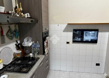 Two-room apartment Via L. Cadorna, Cormano - photo 3