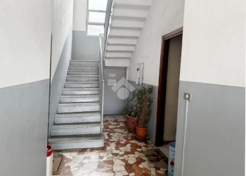 Two-room apartment Via L. Cadorna, Cormano - photo 12