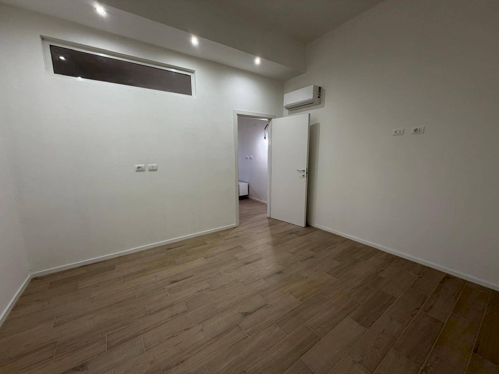 Foto 3 - Locale Commerciale Via Italia
 
1, Quartu Sant'Elena - foto 3